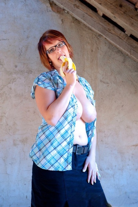 bbw glasses beautiful photo