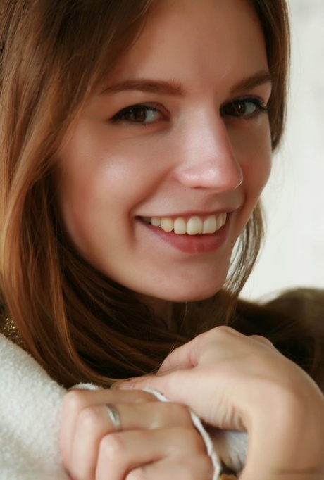 joli visage adulte chaud galeries