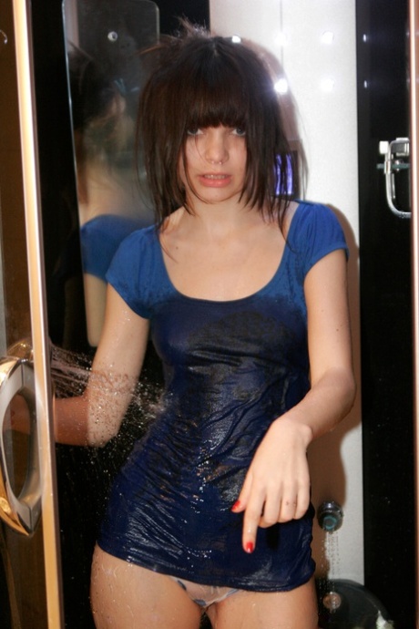 Kaira 18 perfect pornstar photos