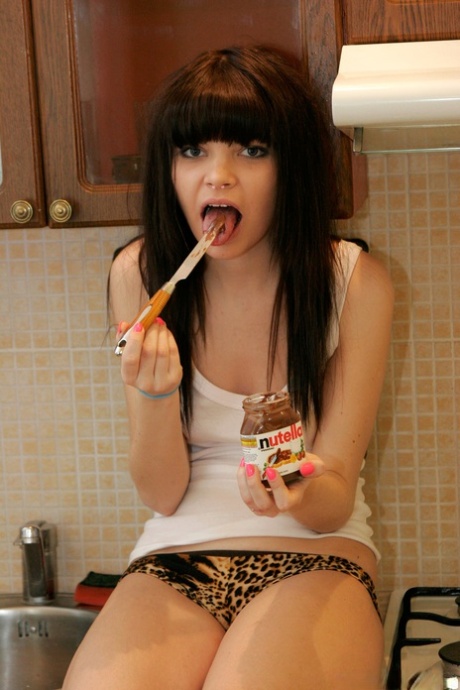 Kaira 18 model erotic archive