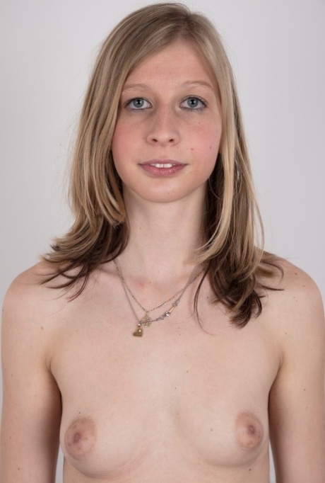 Tsjechische tiener heet perfect foto's