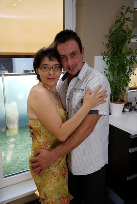 högskoletrosor xxx porr bilder