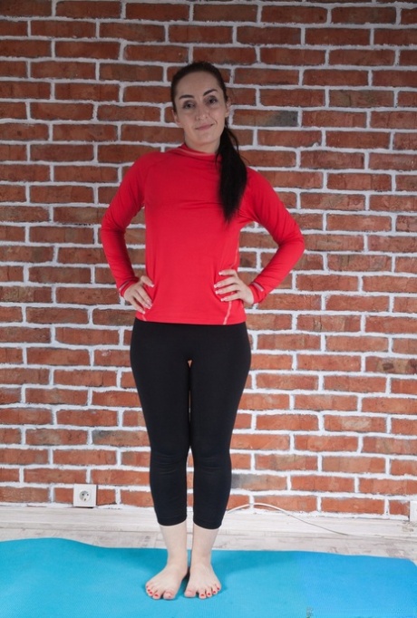 Di Devi star nudes picture