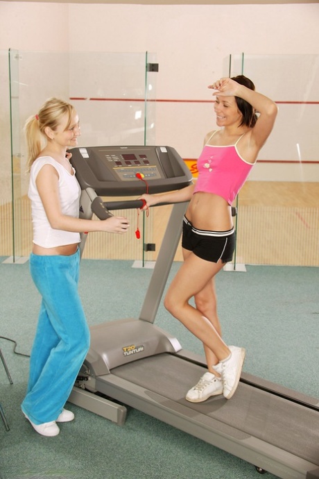 fitness body naked photos