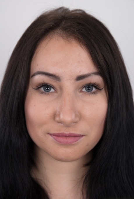 milf face free naked image