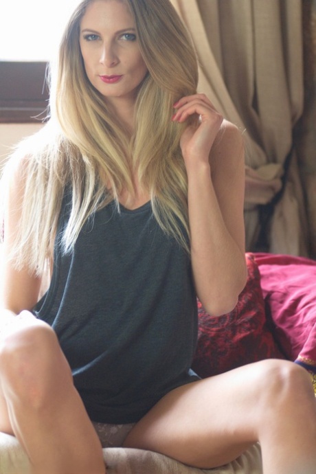 Rebecca Leah high quality star galleries