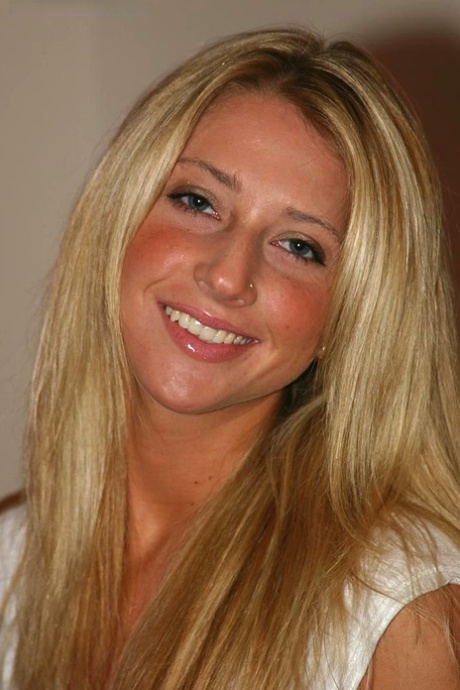 blonde MILF hd sex archiv