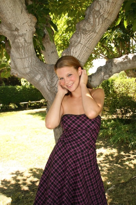 Holly Webster pornographic model img