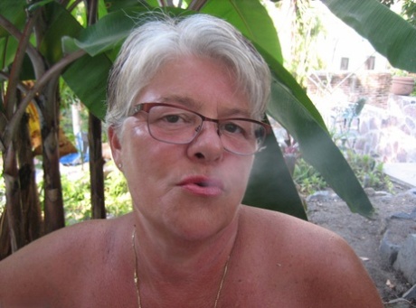 granny face sexy nude photos