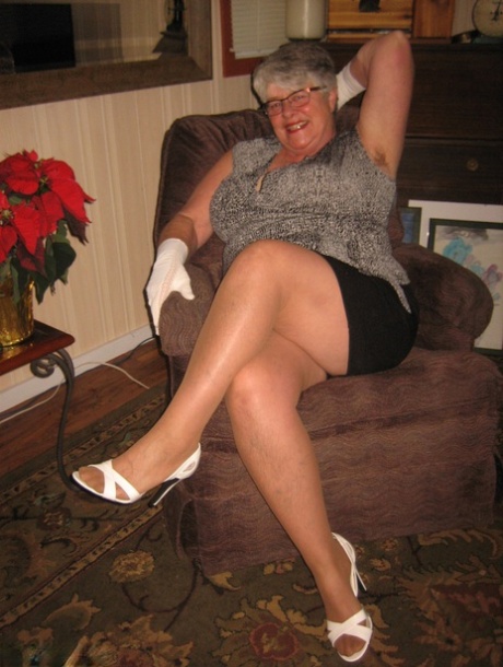 granny pantyhose perfect photos