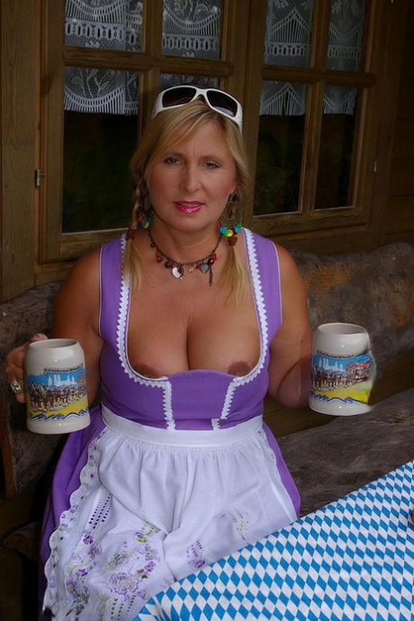 cosplay de milf perfeito grátis fotos