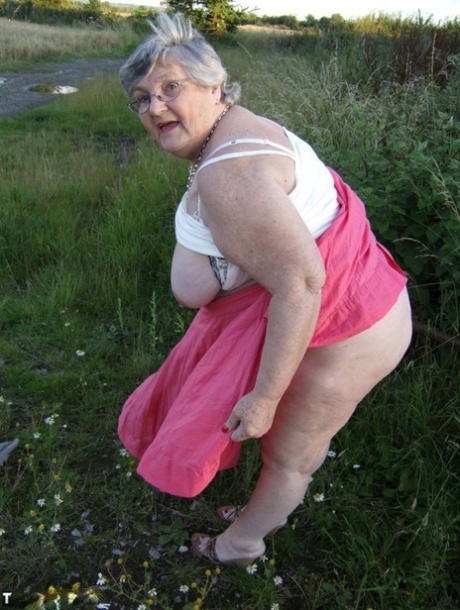 granny upskirt erotic galleries