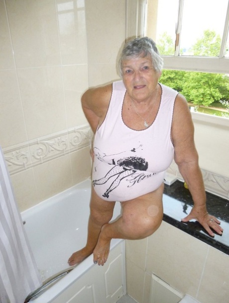 grand-mère ssbbw art haute définition image