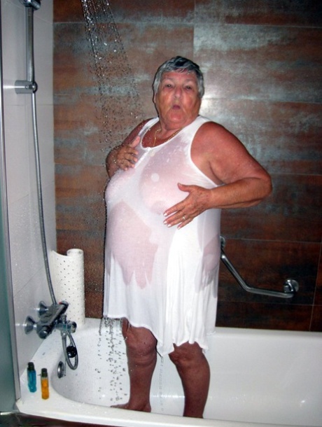 SSBBW-Oma hd akt galerien