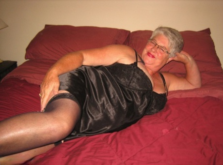 sous-vêtements de grand-mère meilleur adulte des photos