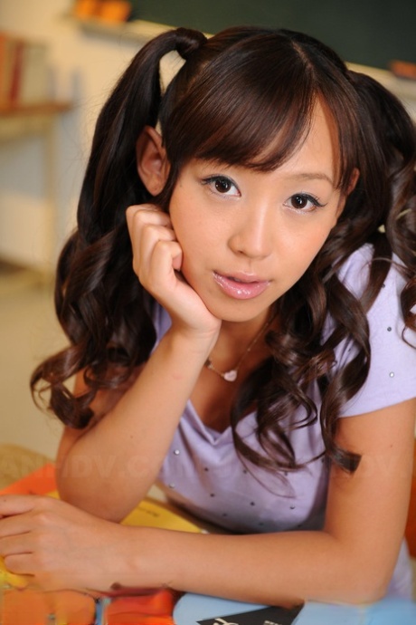 asiatisk ansikt erotisk foto