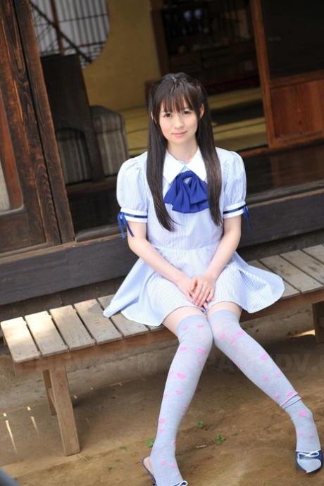 Ai Uehara model adult image