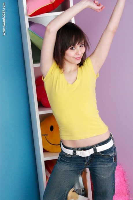Ariel Rebel model xxx pics