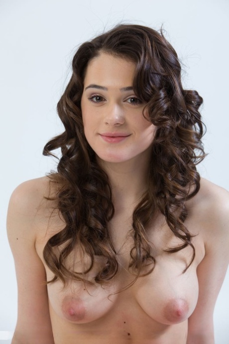 Penelope B Vinona xxx model pic