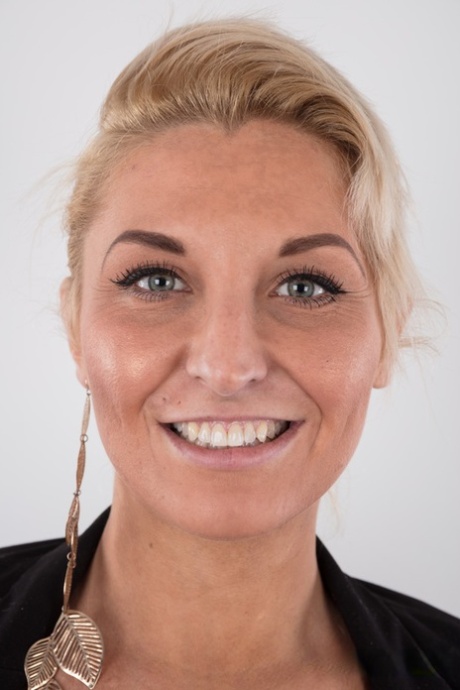 amatrice blonde sexe de haute qualité collection