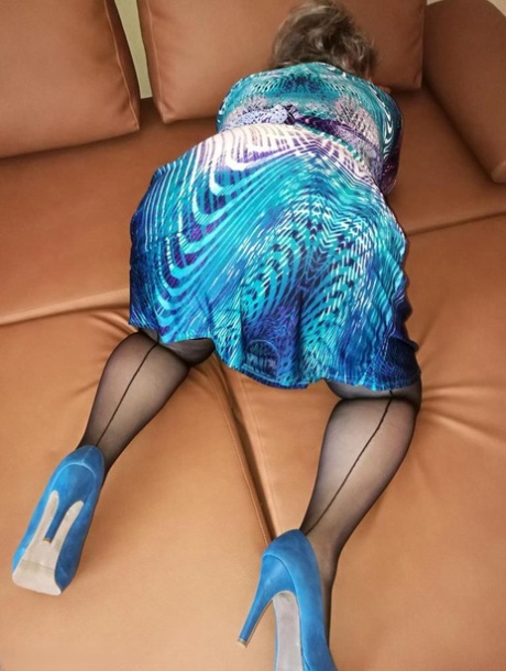 big ass granny art nude pic