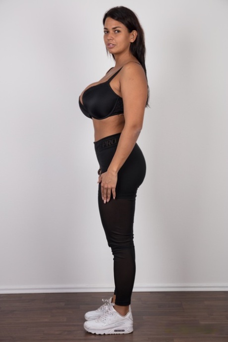 bbw brunette free sexy galleries