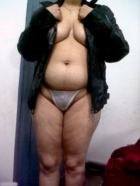 mollige Frau porno nackt foto
