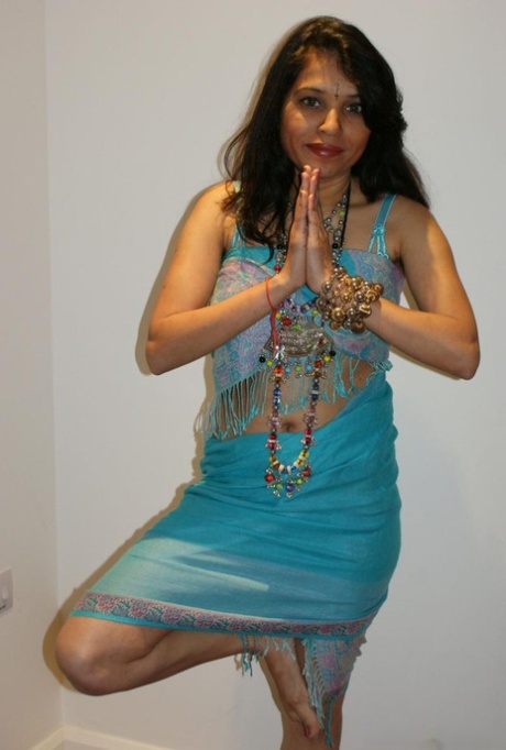 Kavya Sharma nude pornstar picture