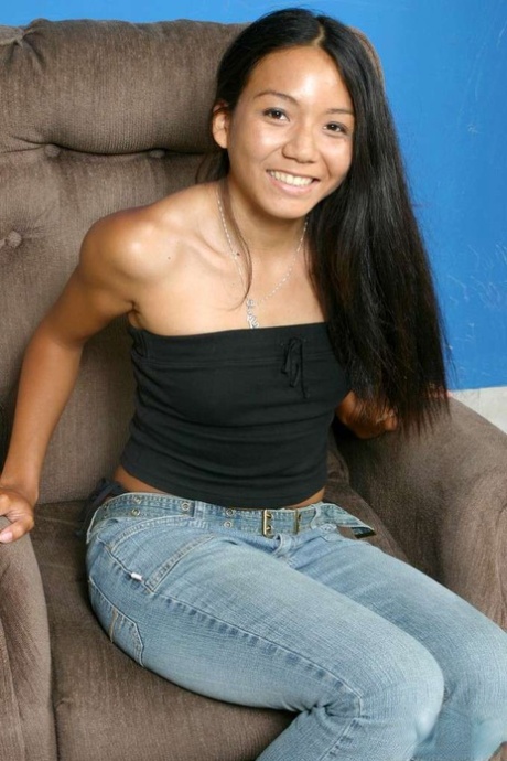 asiatiska jeans hög kvalitet nice foto