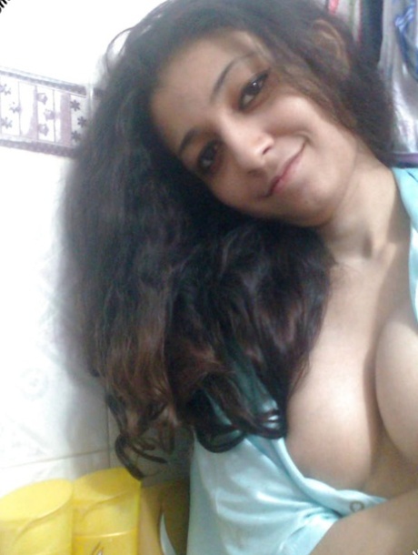 big tits selfie porn gallery