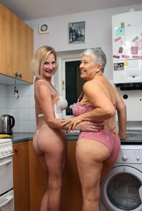 grand-mère pawg nu pornographique photos