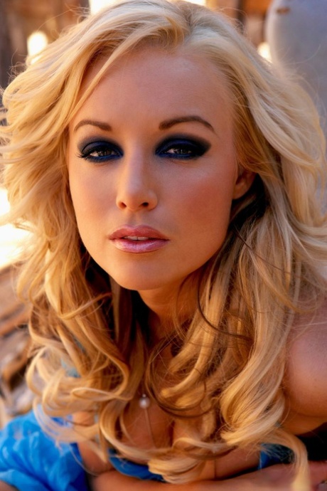 faccia da milf nudi perfetti archivio