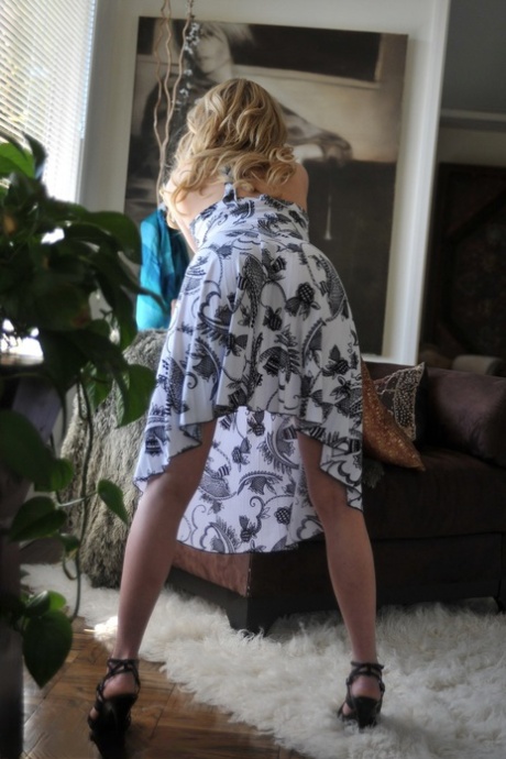 Kelly Klass exclusive model gallery