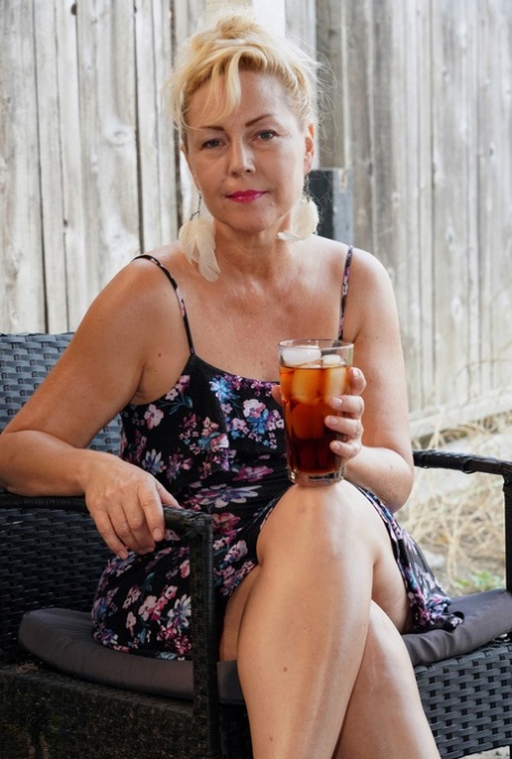 Badd Gramma best actress pics