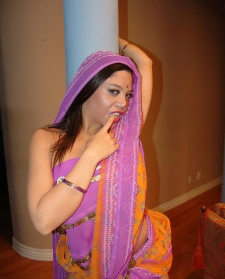 Luccia Reyes model xxx images