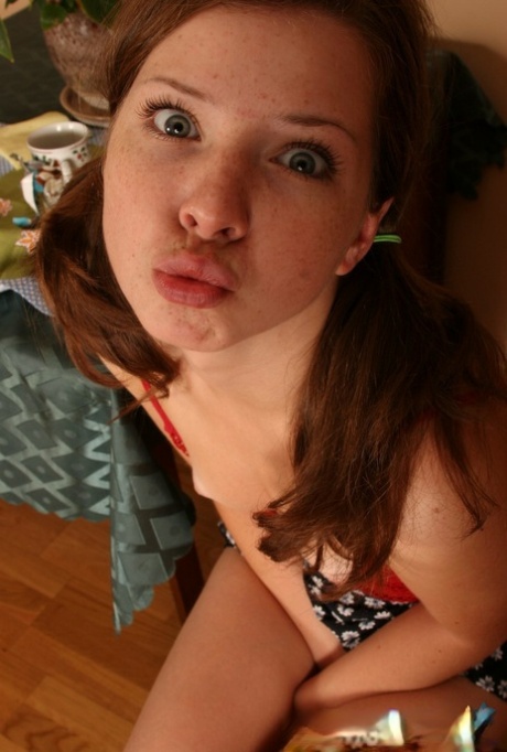 finay xxx pornografické fotografie