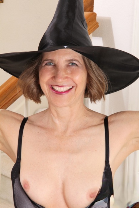mature cosplay hot sex img