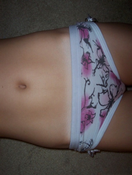 selfie dadolescent nus chauds photos