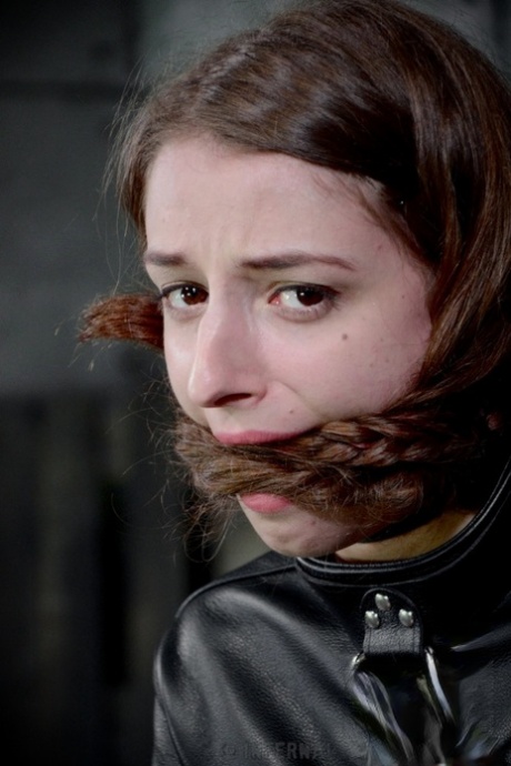 Teenager-BDSM hübsche perfekte fotos