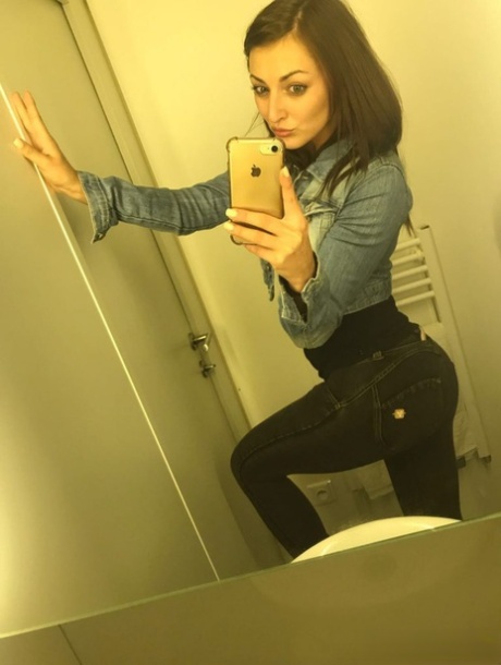 teen mirror pornos image