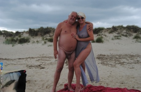mature beach hot nude pics