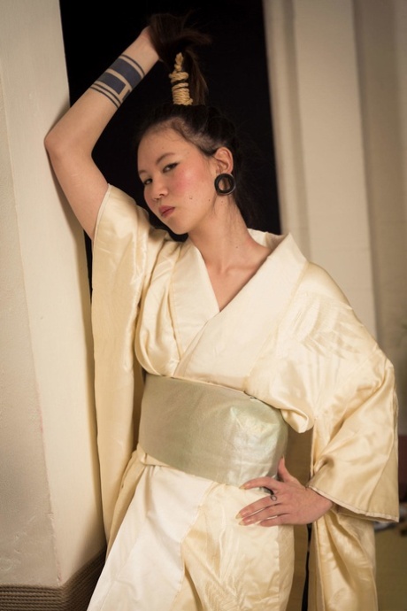 asian bondage hot pics