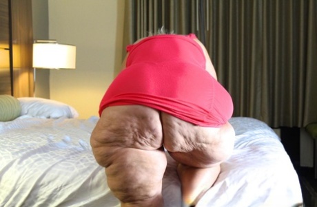 old fat granny free sexy photos