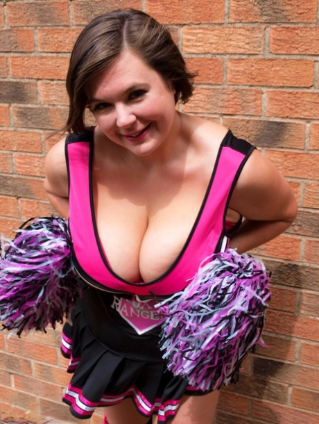 pom-pom girl aux gros seins parfaite haute qualité photo