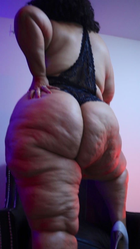 caderas anchas muslos gruesos hd bonita imagen