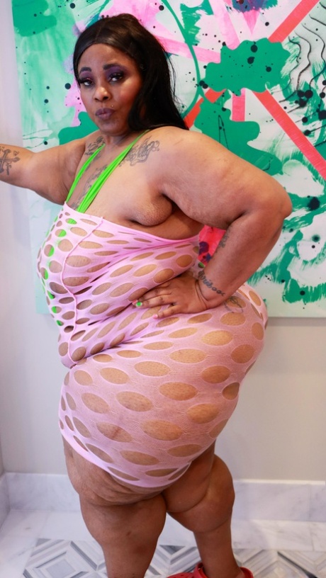ebony ssbbw free picture