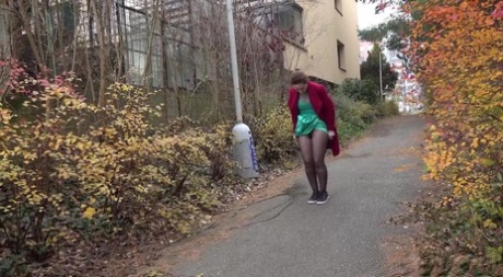 public pissing sexy naked pic