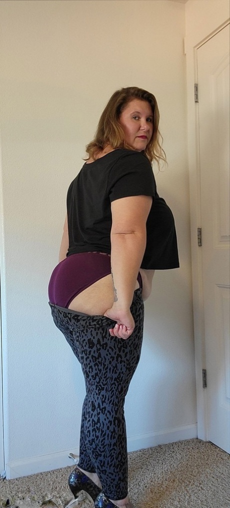 Kris Ann adult model image