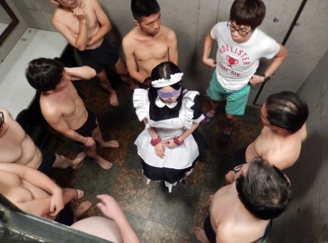 asiatischer Gangbang sexy kunst bilder