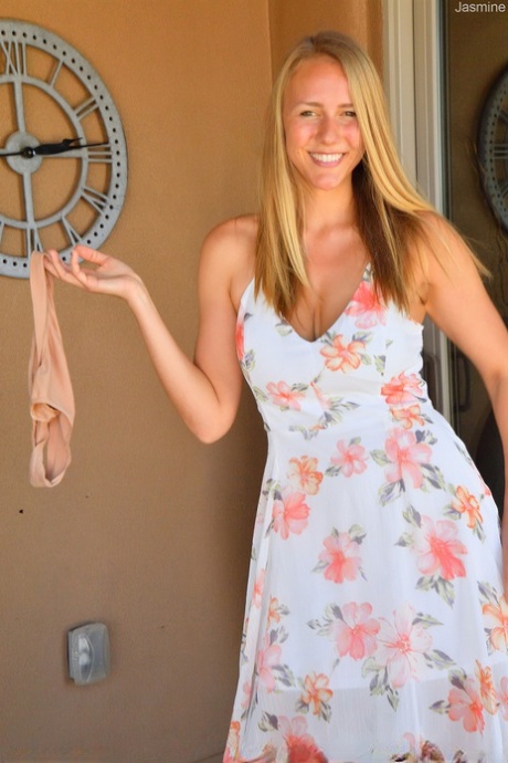 Jasmine Daze model gallery